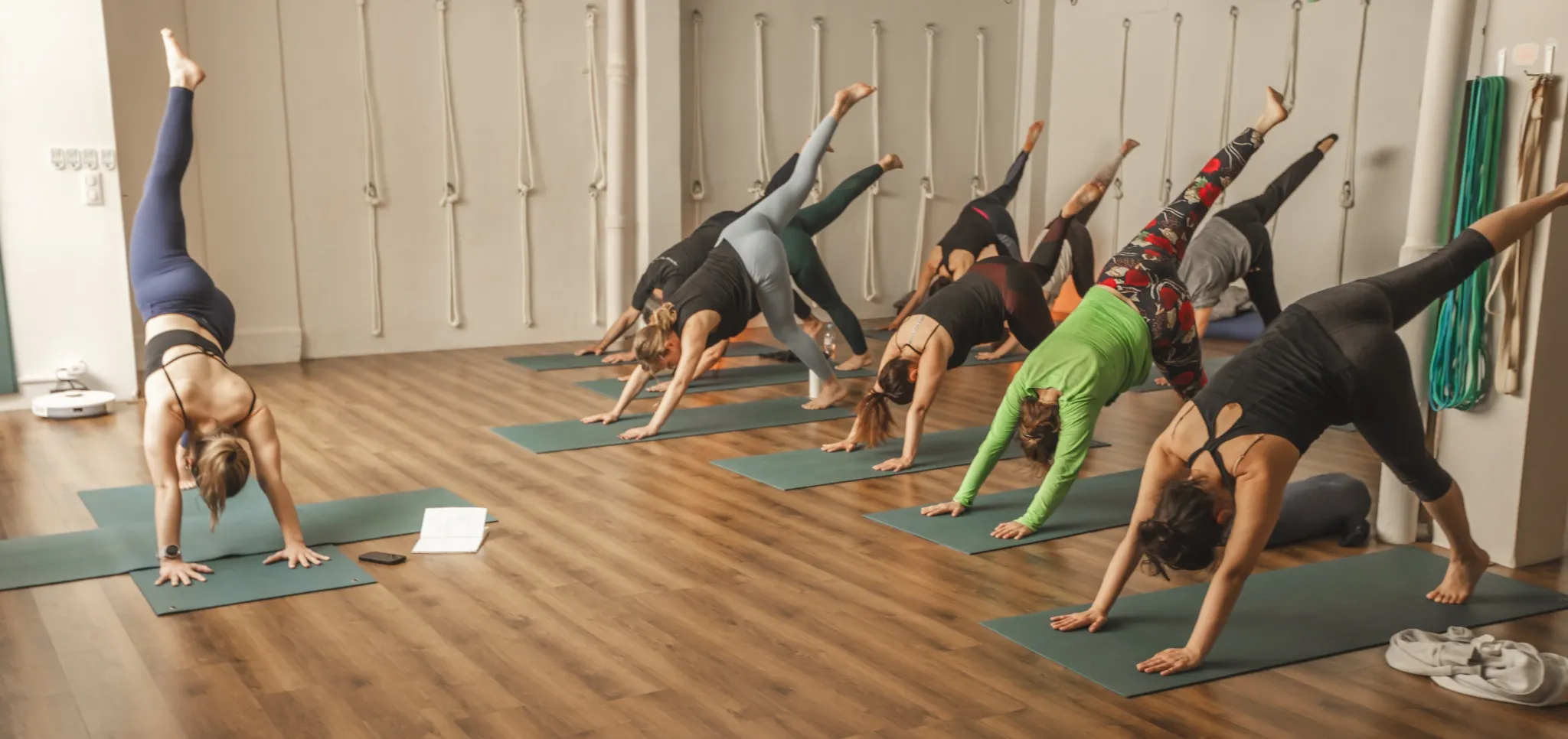 Cours de power yoga au studio du nid à Avignon